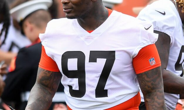 Browns release Winfrey amid allegations he threatened woman with a gun