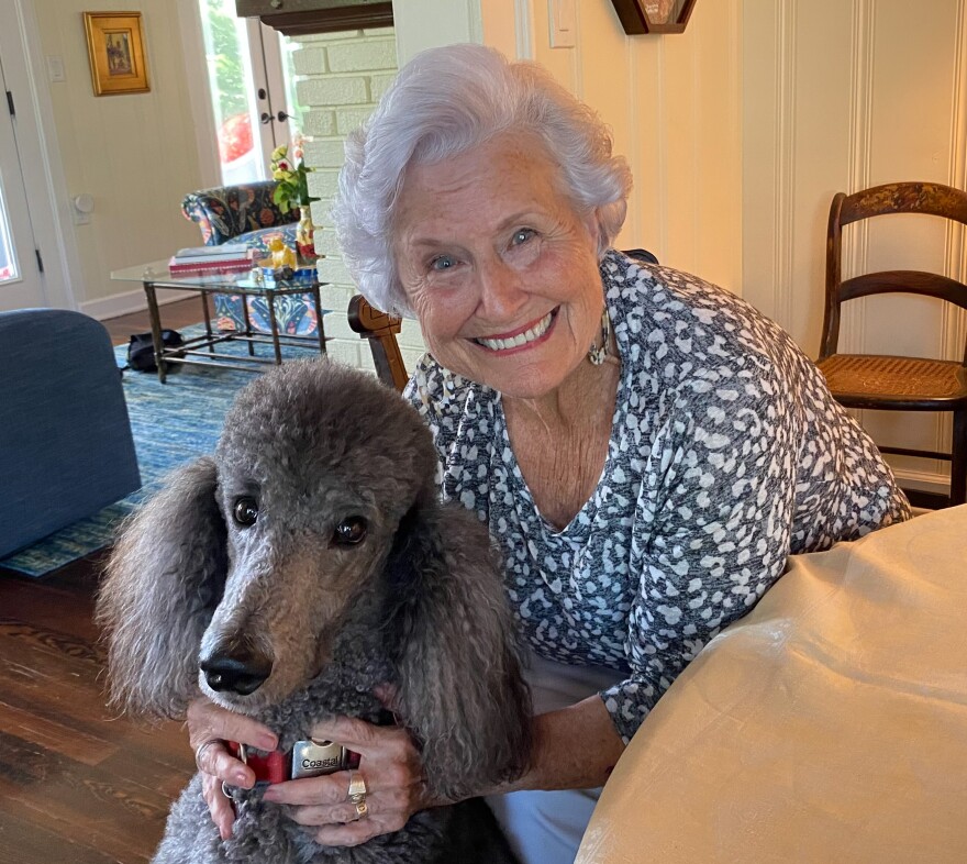  Linda Chapin with Oliver at her home in Orlando.
