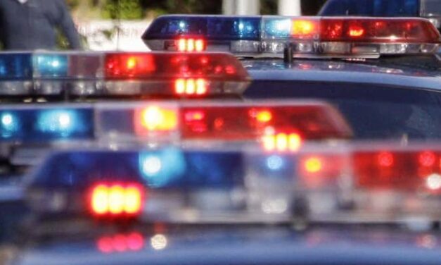 Police blotter: Cashier shoots robbery suspect in the hand; women targeted in Shamrock parking lot – Mid-City Messenger