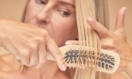 7 Common Hair Mistakes That Will Make You Look Older