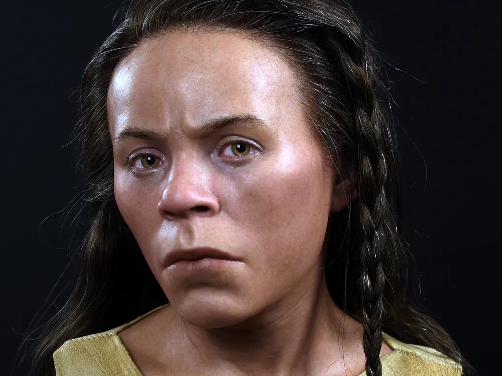 Bust of Bronze Age woman