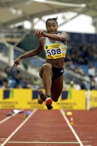 Michelle Griffith competing at the Norwich Union Olympic Trials in 2004