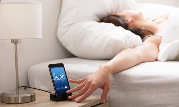 Hitting Snooze Can Improve Wakefulness Without Compromising Sleep