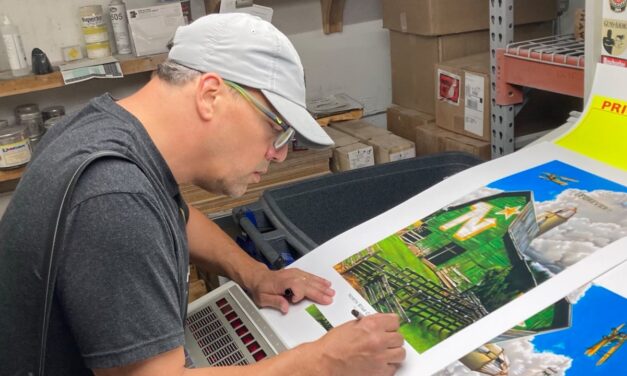Color of Hockey: Former college goalie Cortes now enjoying career as artist | NHL.com