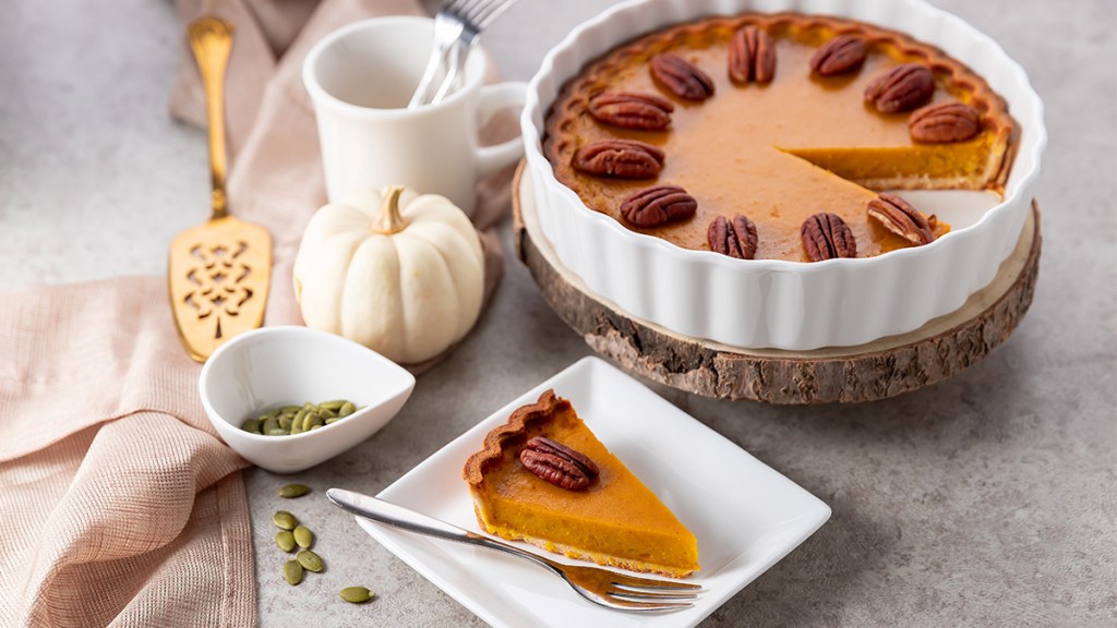 A recipe for a Pumpkin Pie Tart as part of a guide on how to prevent it from cracking