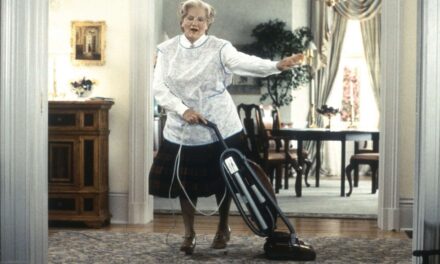 ‘Mrs. Doubtfire’ Turns 30! See the Cast Then and Now