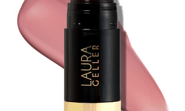 Gayle King’s Makeup Artist Has the Best Way to Apply Blush on Mature Skin