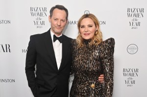 LONDON, ENGLAND - NOVEMBER 07: Russell Thomas and Kim Cattrall attend the Harper's Bazaar Women of the Year Awards 2023 at Claridge's Hotel on November 7, 2023 in London, England. (Photo by Dave Benett/ Getty Images for Harper's Bazaar)